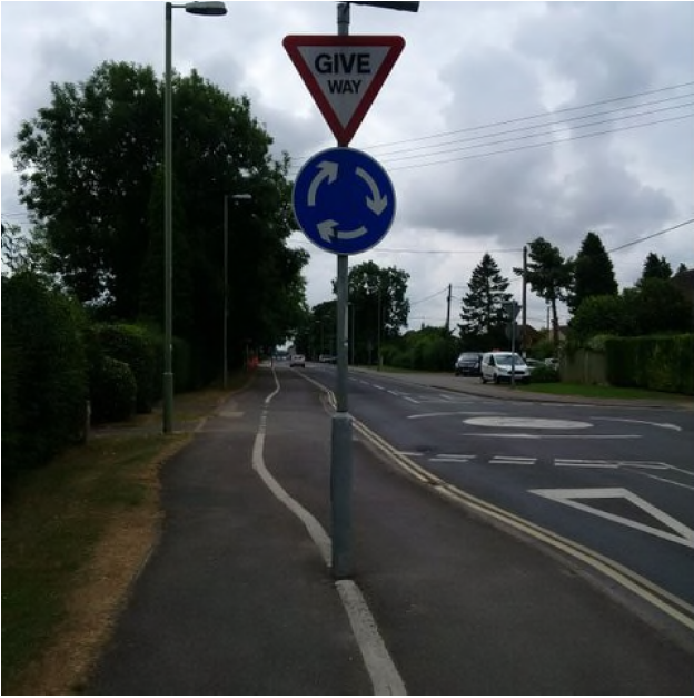 The signpost that was involved in the claim against Oxfordshire County Council