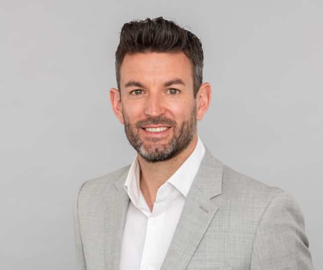 Alex McCusker