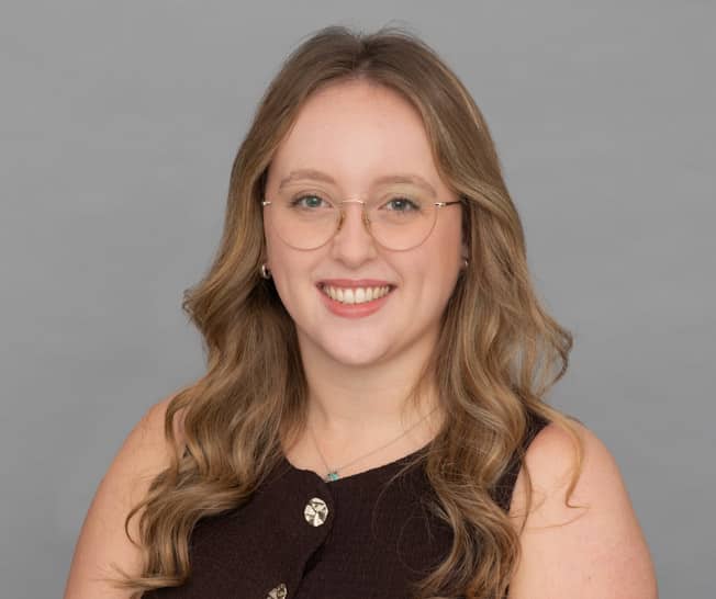 Ellie Dixon