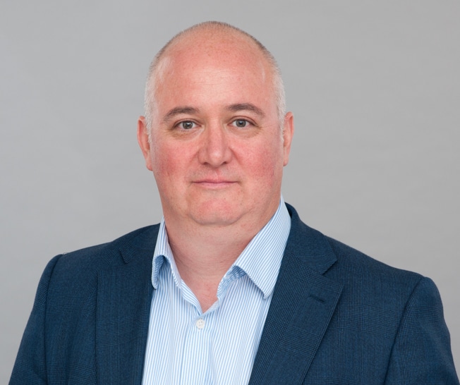 Simon Staples